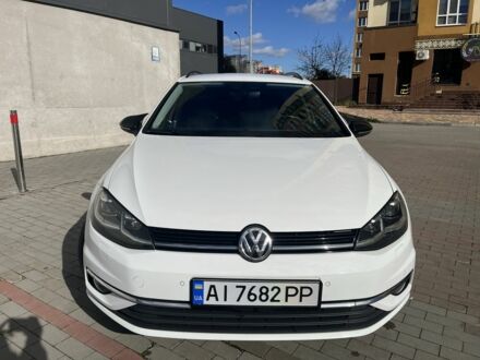 Белый Фольксваген Гольф, объемом двигателя 2 л и пробегом 117 тыс. км за 16400 $, фото 1 на Automoto.ua