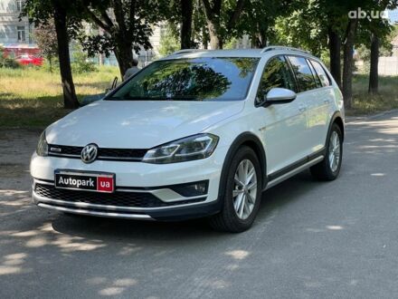 Белый Фольксваген Гольф, объемом двигателя 2 л и пробегом 349 тыс. км за 15940 $, фото 1 на Automoto.ua