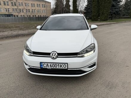 Белый Фольксваген Гольф, объемом двигателя 2 л и пробегом 255 тыс. км за 12599 $, фото 1 на Automoto.ua