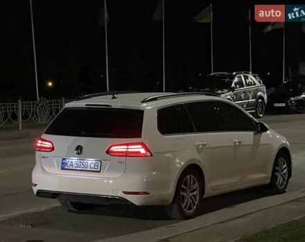 Белый Фольксваген Гольф, объемом двигателя 1.6 л и пробегом 279 тыс. км за 12200 $, фото 1 на Automoto.ua