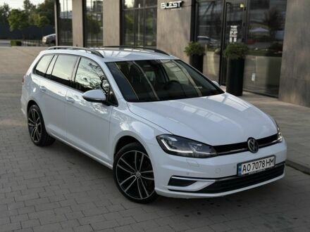 Білий Фольксваген Гольф, об'ємом двигуна 2 л та пробігом 280 тис. км за 14300 $, фото 1 на Automoto.ua