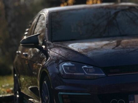 Белый Фольксваген Гольф, объемом двигателя 2 л и пробегом 164 тыс. км за 19000 $, фото 1 на Automoto.ua