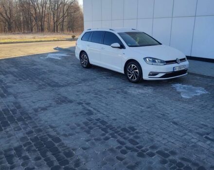 Белый Фольксваген Гольф, объемом двигателя 1.6 л и пробегом 234 тыс. км за 13000 $, фото 1 на Automoto.ua