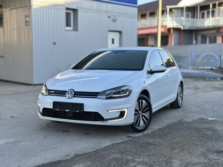 Белый Фольксваген Гольф, объемом двигателя 0 л и пробегом 73 тыс. км за 12500 $, фото 1 на Automoto.ua