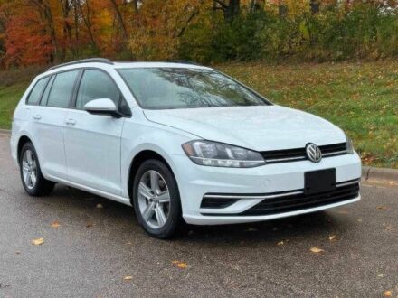 Белый Фольксваген Гольф, объемом двигателя 1.8 л и пробегом 99 тыс. км за 9900 $, фото 1 на Automoto.ua