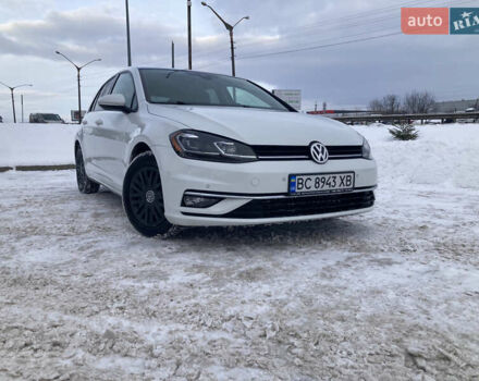 Белый Фольксваген Гольф, объемом двигателя 1.8 л и пробегом 157 тыс. км за 10500 $, фото 1 на Automoto.ua