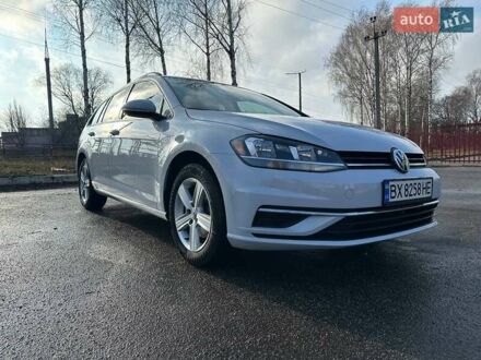 Фольксваген Гольф 2018 в Кропивницком (Кировограде) на Automoto.ua Белый Фольксваген Гольф, объемом двигателя 1.8 л и пробегом 80 тыс. км за 15800 $, фото 1 на Automoto.ua