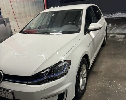 Білий Фольксваген Гольф, об'ємом двигуна 0 л та пробігом 110 тис. км за 13800 $, фото 1 на Automoto.ua