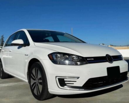 Белый Фольксваген Гольф, объемом двигателя 0 л и пробегом 45 тыс. км за 3400 $, фото 1 на Automoto.ua