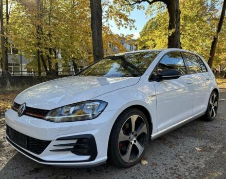 Фольксваген Гольф 2018 в Киеве на Automoto.ua Белый Фольксваген Гольф, объемом двигателя 0 л и пробегом 101 тыс. км за 8800 $, фото 1 на Automoto.ua