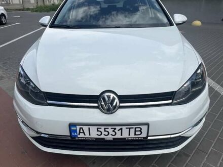Білий Фольксваген Гольф, об'ємом двигуна 1.4 л та пробігом 175 тис. км за 13500 $, фото 1 на Automoto.ua