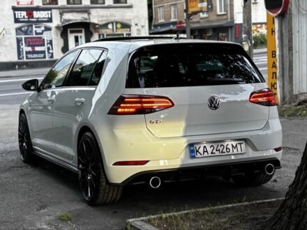 Белый Фольксваген Гольф, объемом двигателя 2 л и пробегом 83 тыс. км за 28200 $, фото 1 на Automoto.ua