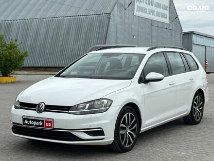 Фольксваген Гольф 2020 у Львові на Automoto.ua Білий Фольксваген Гольф, об'ємом двигуна 2 л та пробігом 260 тис. км за 15690 $, фото 1 на Automoto.ua