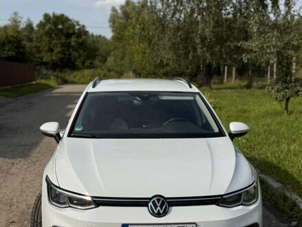 Фольксваген Гольф 2021 у Дрогобичі на Automoto.ua Білий Фольксваген Гольф, об'ємом двигуна 1.97 л та пробігом 164 тис. км за 18800 $, фото 1 на Automoto.ua