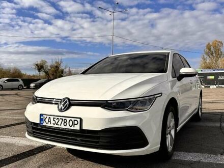 Фольксваген Гольф 2022 в Киеве на Automoto.ua Белый Фольксваген Гольф, объемом двигателя 1.6 л и пробегом 27 тыс. км за 22000 $, фото 1 на Automoto.ua