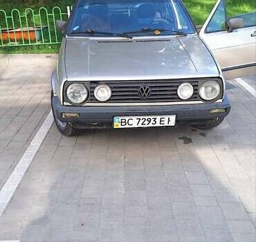 Бежевый Фольксваген Гольф, объемом двигателя 1.59 л и пробегом 100 тыс. км за 1100 $, фото 6 на Automoto.ua