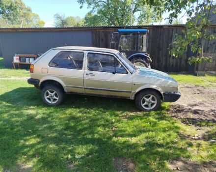 Бежевый Фольксваген Гольф, объемом двигателя 1.6 л и пробегом 376 тыс. км за 1050 $, фото 3 на Automoto.ua