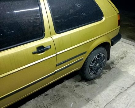 Бежевый Фольксваген Гольф, объемом двигателя 1.6 л и пробегом 293 тыс. км за 1850 $, фото 3 на Automoto.ua