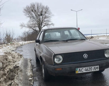 Бежевый Фольксваген Гольф, объемом двигателя 1.3 л и пробегом 320 тыс. км за 650 $, фото 5 на Automoto.ua