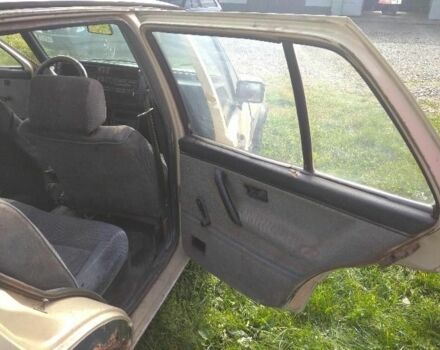 Бежевый Фольксваген Гольф, объемом двигателя 1.9 л и пробегом 300 тыс. км за 836 $, фото 5 на Automoto.ua