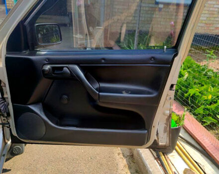 Бежевый Фольксваген Гольф, объемом двигателя 1.8 л и пробегом 231 тыс. км за 2500 $, фото 6 на Automoto.ua