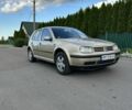 Бежевый Фольксваген Гольф, объемом двигателя 1.6 л и пробегом 235 тыс. км за 3298 $, фото 1 на Automoto.ua