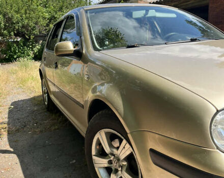 Бежевый Фольксваген Гольф, объемом двигателя 1.39 л и пробегом 238 тыс. км за 3800 $, фото 3 на Automoto.ua