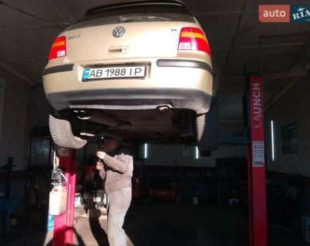 Бежевый Фольксваген Гольф, объемом двигателя 1.6 л и пробегом 179 тыс. км за 4600 $, фото 23 на Automoto.ua
