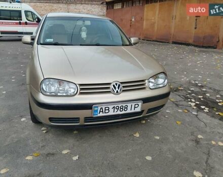 Бежевый Фольксваген Гольф, объемом двигателя 1.6 л и пробегом 179 тыс. км за 4600 $, фото 6 на Automoto.ua