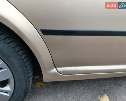 Бежевый Фольксваген Гольф, объемом двигателя 1.6 л и пробегом 179 тыс. км за 4600 $, фото 9 на Automoto.ua