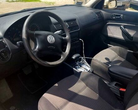 Бежевий Фольксваген Гольф, об'ємом двигуна 2 л та пробігом 338 тис. км за 4150 $, фото 5 на Automoto.ua