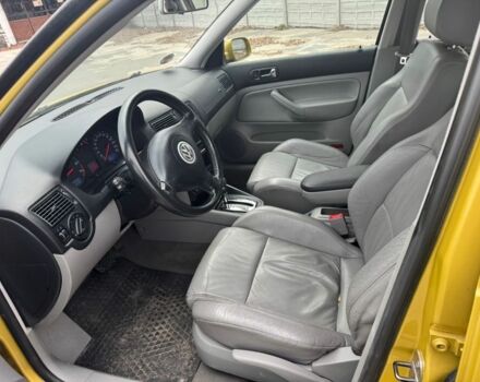 Бежевый Фольксваген Гольф, объемом двигателя 1.6 л и пробегом 220 тыс. км за 4850 $, фото 11 на Automoto.ua