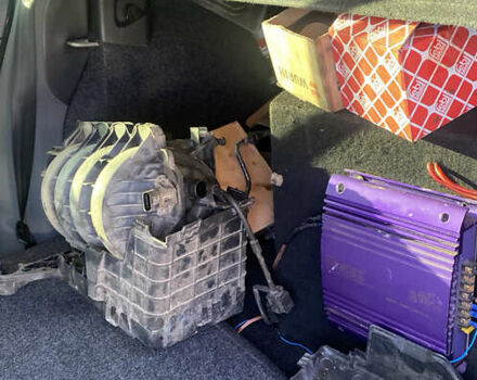 Бежевый Фольксваген Гольф, объемом двигателя 1.39 л и пробегом 151 тыс. км за 3600 $, фото 7 на Automoto.ua