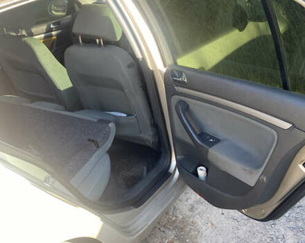 Бежевый Фольксваген Гольф, объемом двигателя 1.39 л и пробегом 151 тыс. км за 3600 $, фото 15 на Automoto.ua