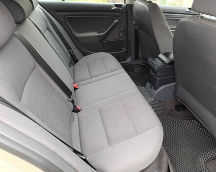 Бежевый Фольксваген Гольф, объемом двигателя 1.6 л и пробегом 213 тыс. км за 4999 $, фото 20 на Automoto.ua