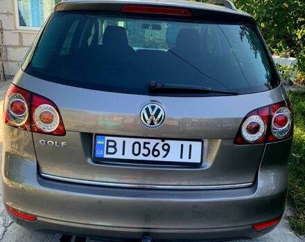 Бежевый Фольксваген Гольф, объемом двигателя 1.4 л и пробегом 210 тыс. км за 7800 $, фото 4 на Automoto.ua