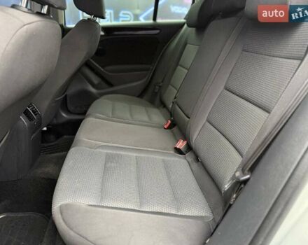 Бежевый Фольксваген Гольф, объемом двигателя 1.39 л и пробегом 84 тыс. км за 9499 $, фото 8 на Automoto.ua