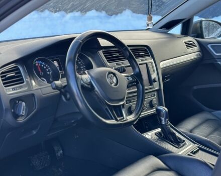 Бежевый Фольксваген Гольф, объемом двигателя 0 л и пробегом 162 тыс. км за 7700 $, фото 4 на Automoto.ua