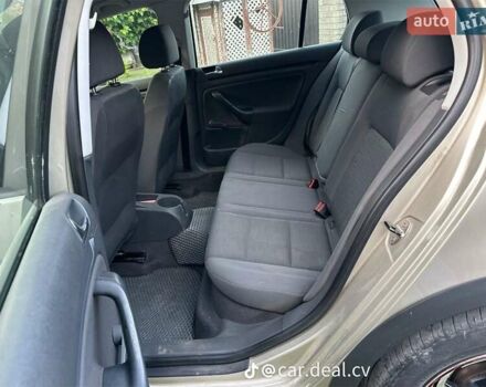 Бежевый Фольксваген Гольф, объемом двигателя 1.4 л и пробегом 180 тыс. км за 6000 $, фото 17 на Automoto.ua