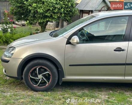 Бежевый Фольксваген Гольф, объемом двигателя 1.4 л и пробегом 180 тыс. км за 6000 $, фото 3 на Automoto.ua