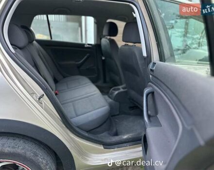 Бежевый Фольксваген Гольф, объемом двигателя 1.4 л и пробегом 180 тыс. км за 6000 $, фото 16 на Automoto.ua
