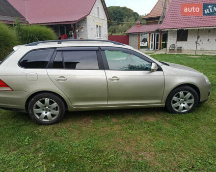 Бежевый Фольксваген Гольф, объемом двигателя 1.6 л и пробегом 210 тыс. км за 4999 $, фото 5 на Automoto.ua