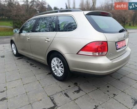 Бежевый Фольксваген Гольф, объемом двигателя 1.4 л и пробегом 248 тыс. км за 6800 $, фото 6 на Automoto.ua