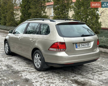 Бежевый Фольксваген Гольф, объемом двигателя 1.4 л и пробегом 239 тыс. км за 5999 $, фото 6 на Automoto.ua