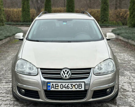 Бежевый Фольксваген Гольф, объемом двигателя 1.4 л и пробегом 239 тыс. км за 5999 $, фото 1 на Automoto.ua