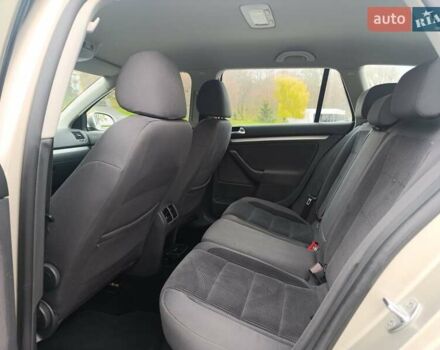 Бежевый Фольксваген Гольф, объемом двигателя 1.4 л и пробегом 248 тыс. км за 6800 $, фото 10 на Automoto.ua