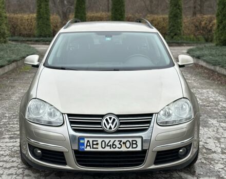 Бежевый Фольксваген Гольф, объемом двигателя 1.4 л и пробегом 239 тыс. км за 6300 $, фото 1 на Automoto.ua