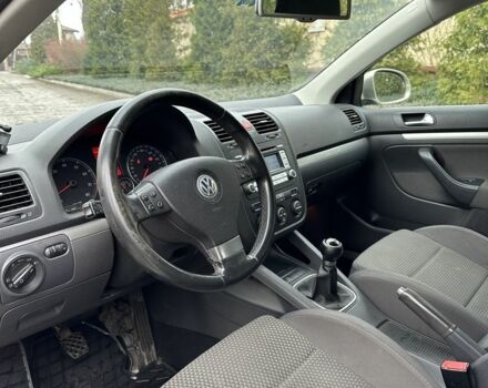 Бежевый Фольксваген Гольф, объемом двигателя 1.4 л и пробегом 239 тыс. км за 6300 $, фото 8 на Automoto.ua