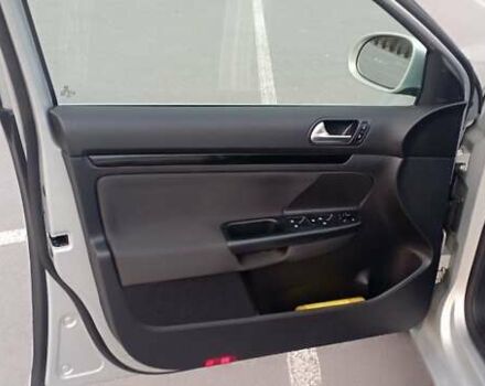 Бежевий Фольксваген Гольф, об'ємом двигуна 1.4 л та пробігом 230 тис. км за 7600 $, фото 25 на Automoto.ua