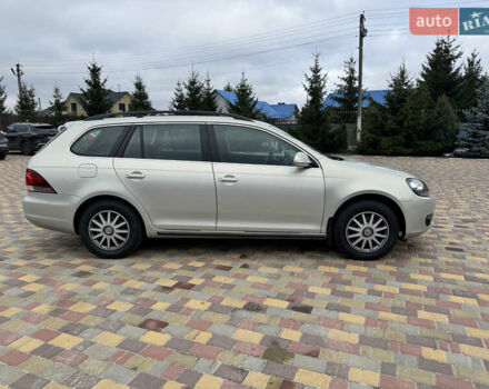 Бежевый Фольксваген Гольф, объемом двигателя 1.6 л и пробегом 174 тыс. км за 7999 $, фото 6 на Automoto.ua